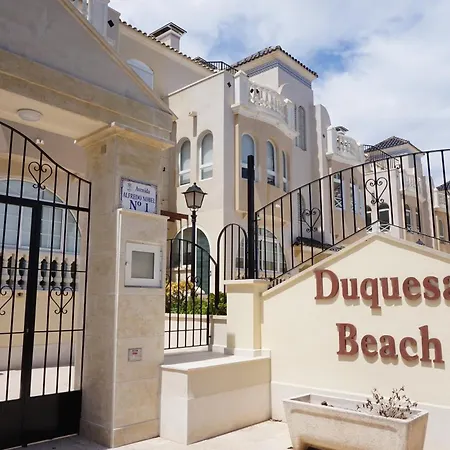 شقة Beachfront - Urbanizacion Duquesa *