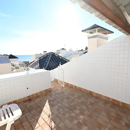 Beachfront - Urbanizacion Duquesa Торевьиа