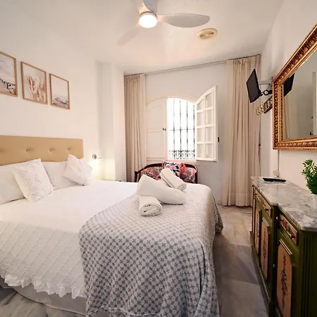 Beachfront - Urbanizacion Duquesa *