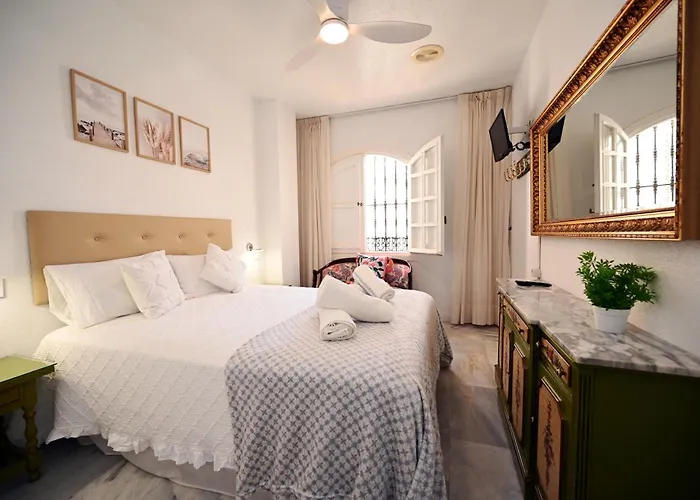 Beachfront - Urbanizacion Duquesa *