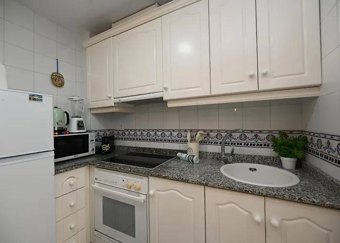 Beachfront - Urbanizacion Duquesa *